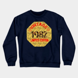 T-shirt 1982 holiday 1982 Crewneck Sweatshirt